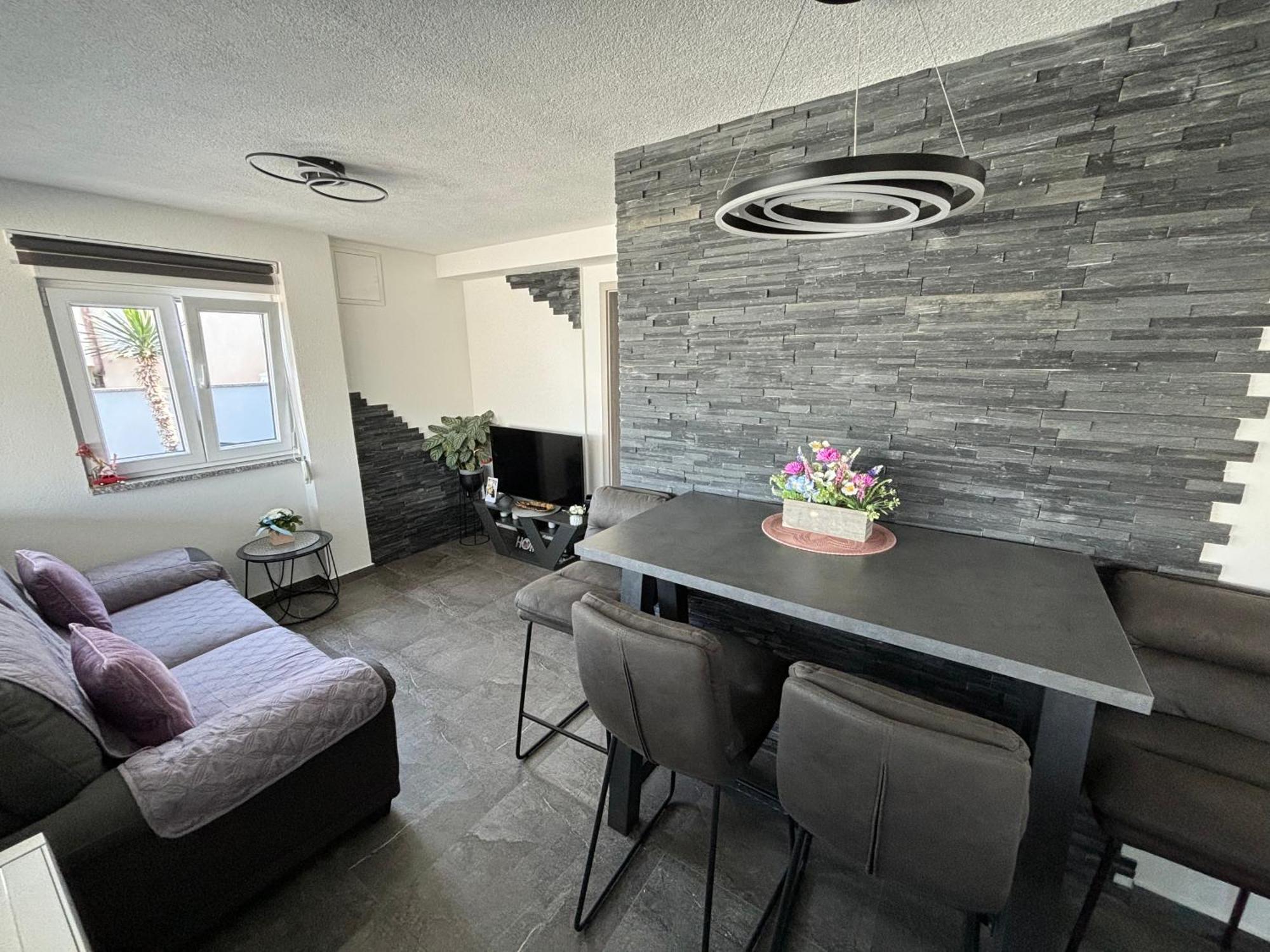 Studio Apartman "Valentina" Сень Экстерьер фото